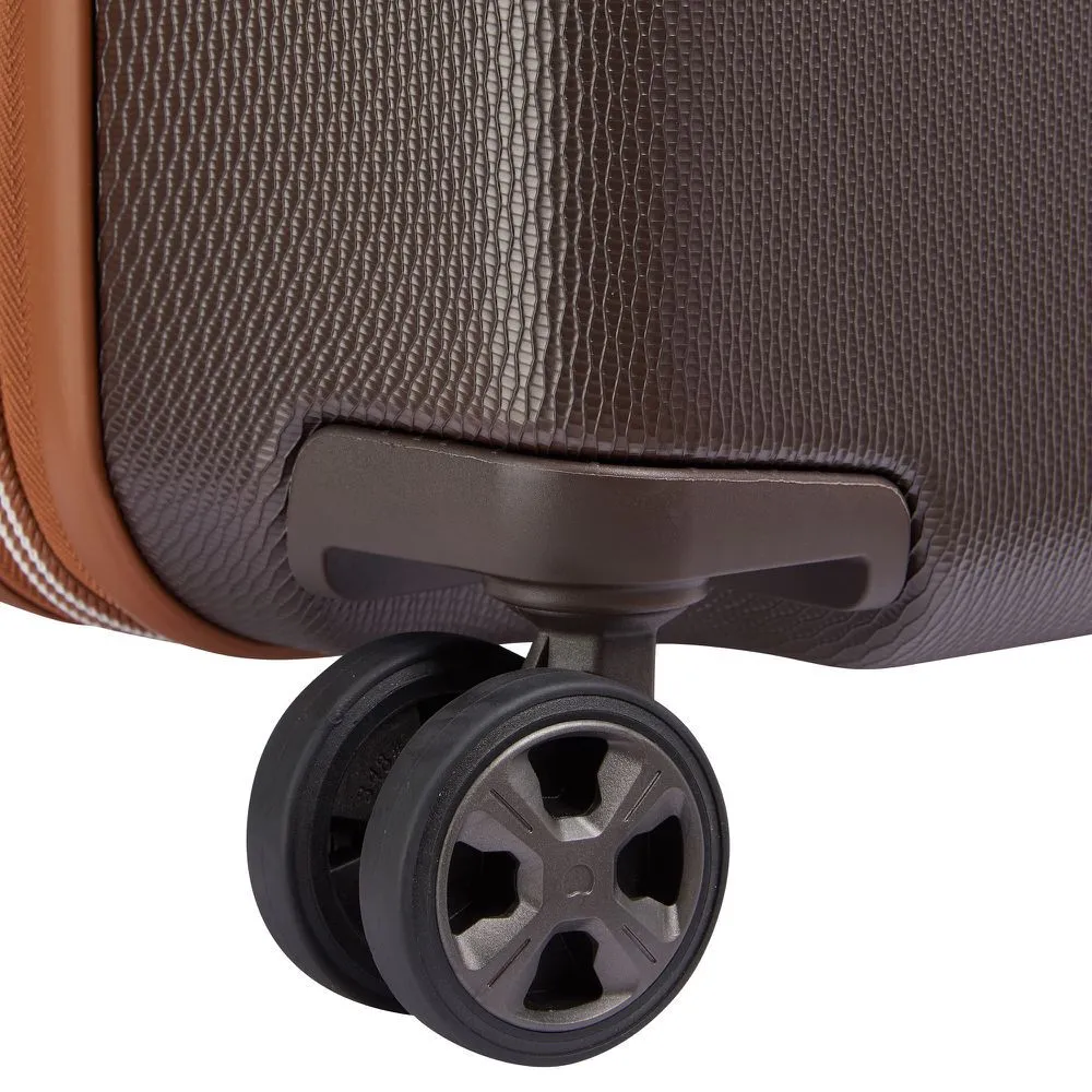 Chatelet Air 2.0 20" Spinner Carry On Upright