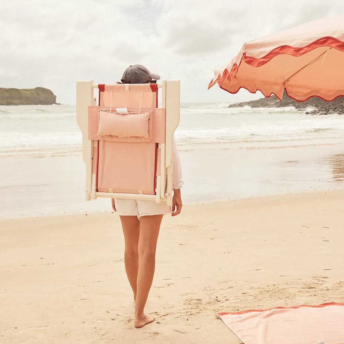 The Tommy Chair - White - Rivie Pink