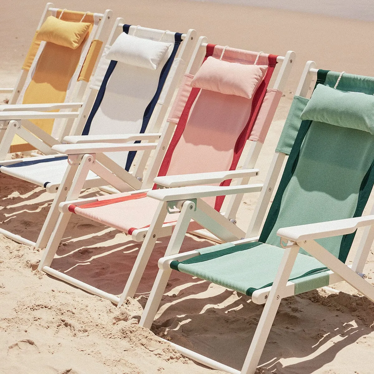The Tommy Chair - White - Rivie Pink
